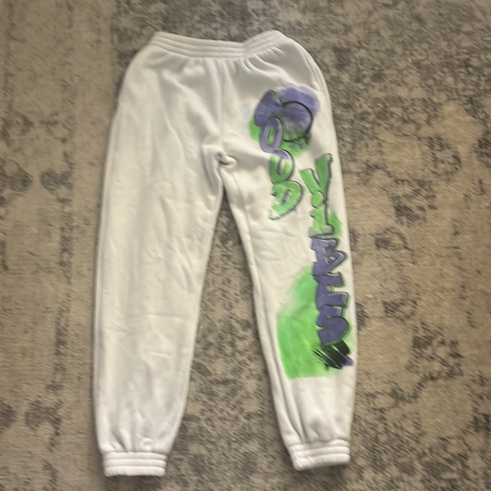 Adika sweats - Picture 2 of 7